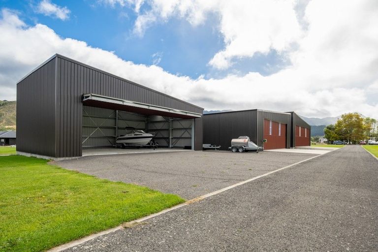 Photo of property in Koromiko Airpark, 102 Hawker Lane, Koromiko, Blenheim, 7273