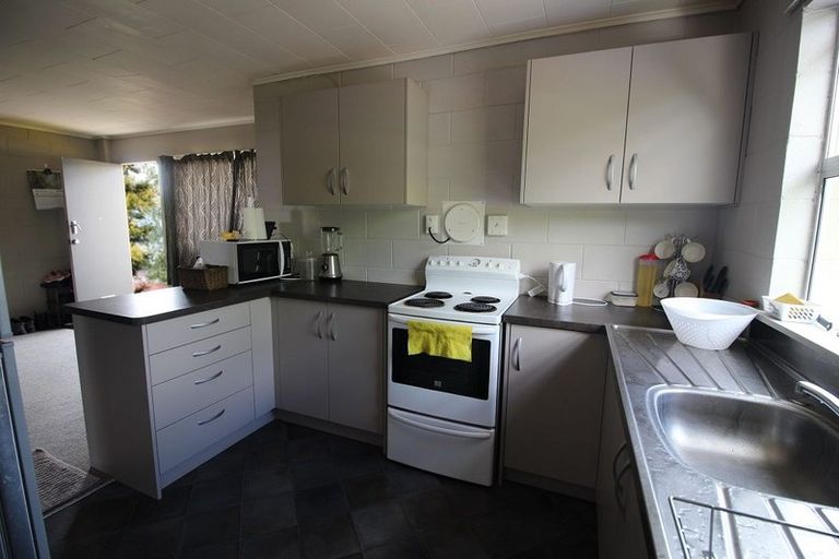 Photo of property in 4/17 May Street, Hamilton East, Hamilton, 3216