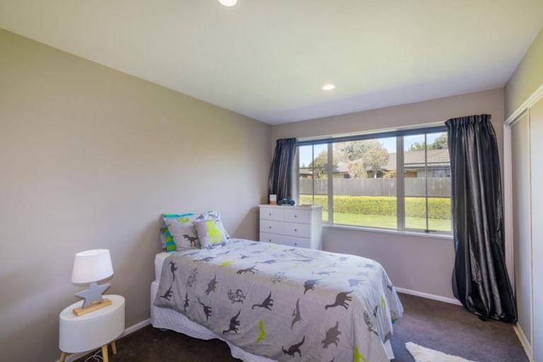 Photo of property in 6 Styx River Place, Spencerville, Christchurch, 8083