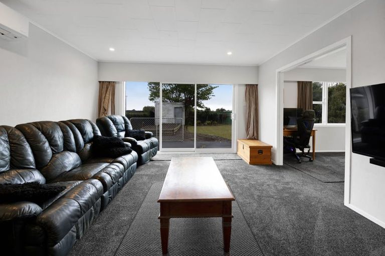 Photo of property in 41 Camberwell Road, Hawera, 4610