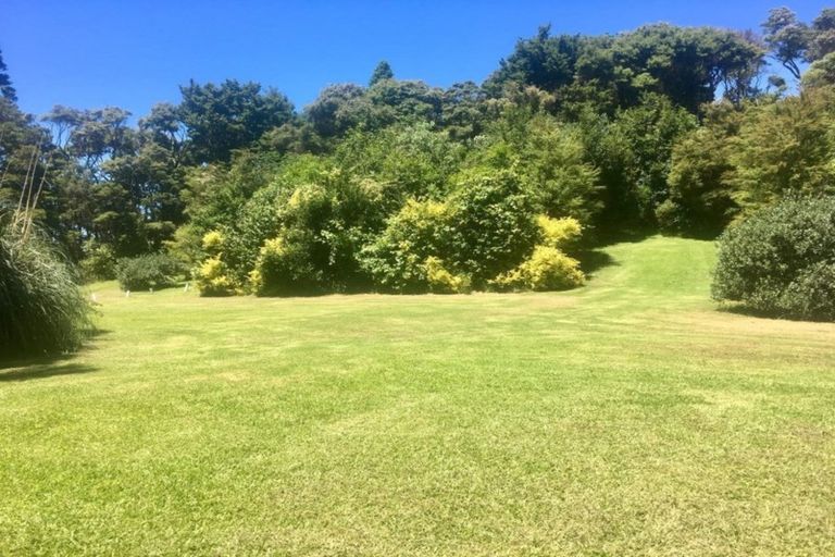 Photo of property in 3 Frost Road, Leigh, Warkworth, 0985