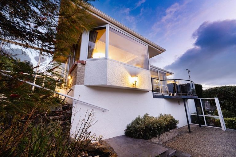 Photo of property in 8 Jason Street, Helensburgh, Dunedin, 9010