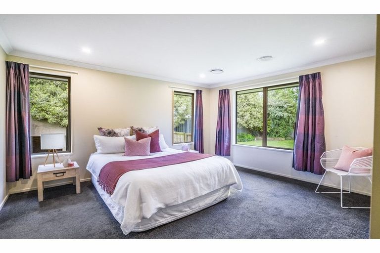 Photo of property in 18a Kirkbride Street, Wallacetown, 9816