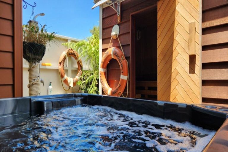 Photo of property in 13 Titoki Lane, Whangamata, 3691