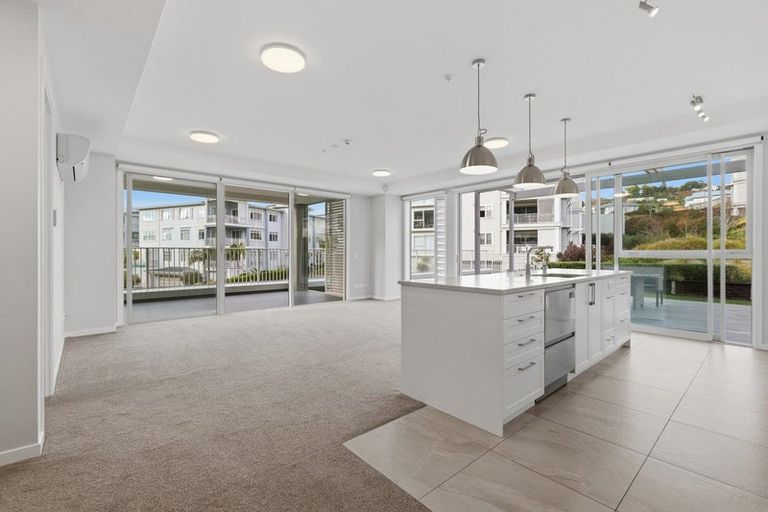 Photo of property in 140 Eaves Bush Parade, Orewa, 0931