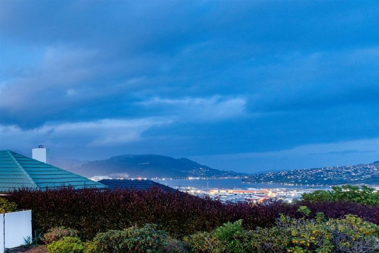 Photo of property in 138 Easther Crescent, Kew, Dunedin, 9012