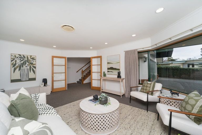 Photo of property in 86 Pahiatua Street, Hokowhitu, Palmerston North, 4410