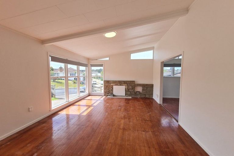 Photo of property in 1/135 Nile Road, Milford, Auckland, 0620