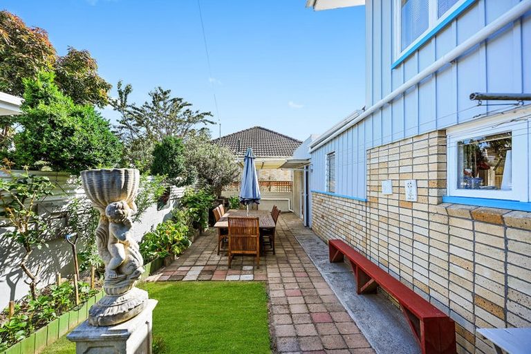 Photo of property in 1 Beerescourt Road, Beerescourt, Hamilton, 3200