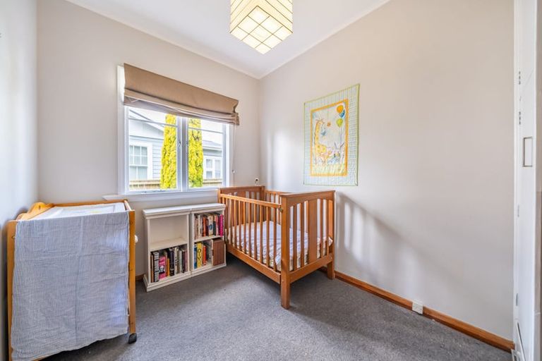 Photo of property in 15 Randwick Crescent, Moera, Lower Hutt, 5010