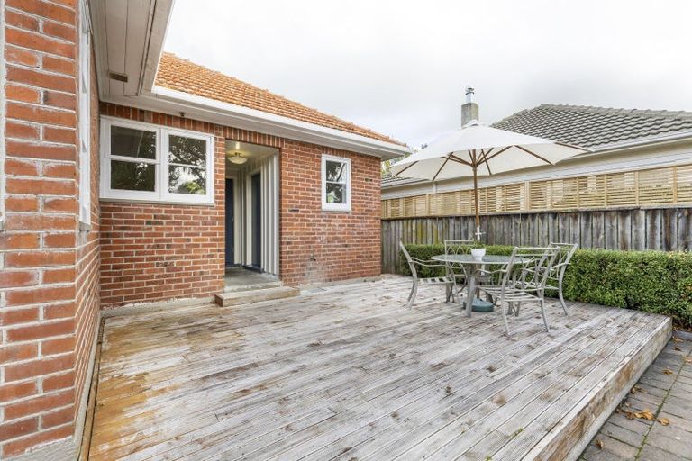 Photo of property in 54 Savage Crescent, West End, Palmerston North, 4412
