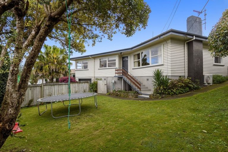 Photo of property in 176 Otumoetai Road, Brookfield, Tauranga, 3110
