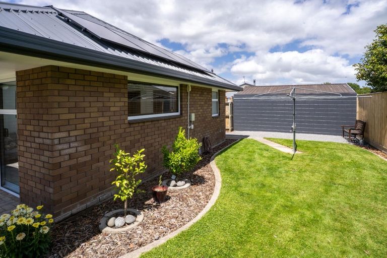 Photo of property in 10 Addison Place, Halswell, Christchurch, 8025