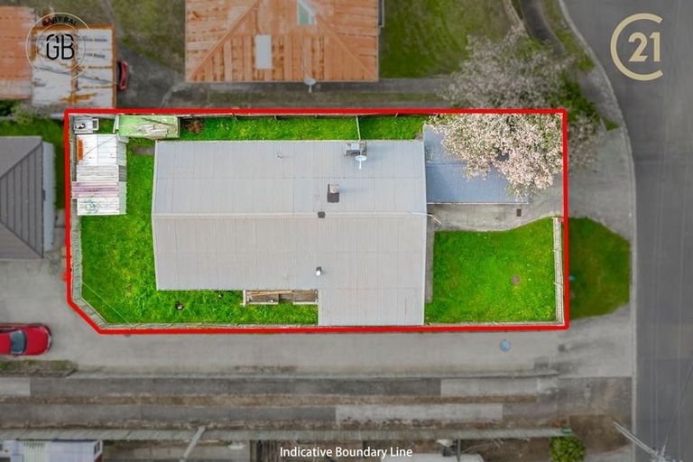 Photo of property in 6 Braeburn Place, Takanini, 2112