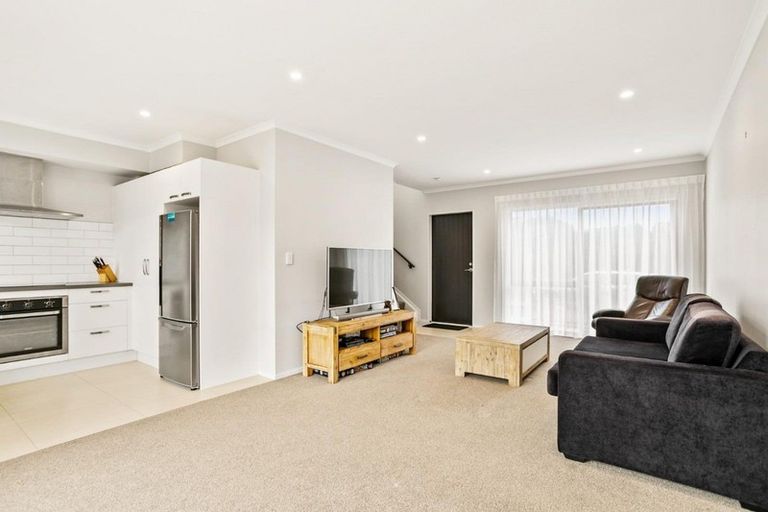 Photo of property in 4/38 Brigham Creek Road, Whenuapai, Auckland, 0618