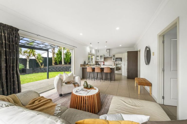 Photo of property in 188 Schnapper Rock Road, Schnapper Rock, Auckland, 0632