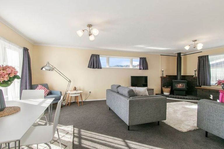 Photo of property in 128 Wise Street, Wainuiomata, Lower Hutt, 5014