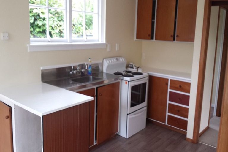 Photo of property in 35 Allard Street, Edgeware, Christchurch, 8013