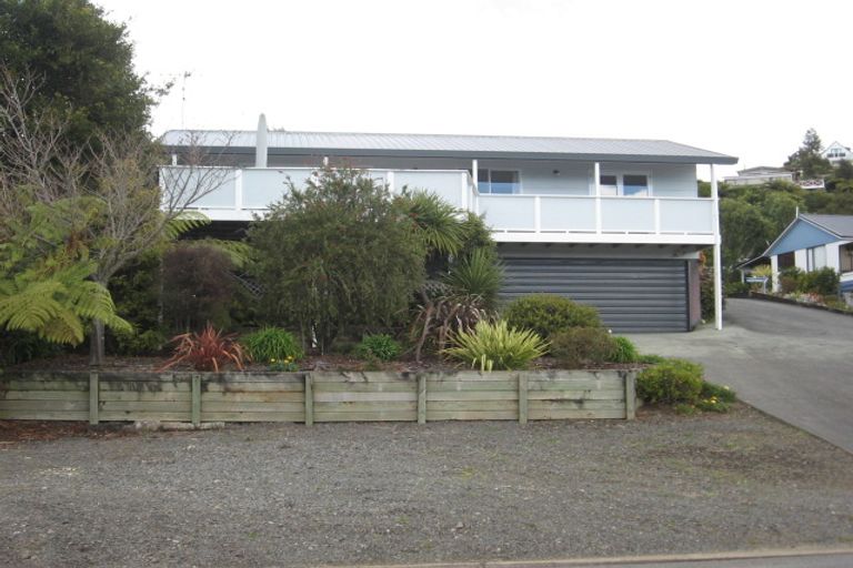 Photo of property in 6 Windsor Drive, Tairua, 3508