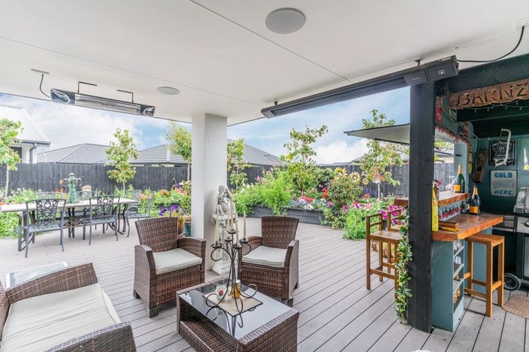 Photo of property in 62 Cameo Grove, Marshland, Christchurch, 8083