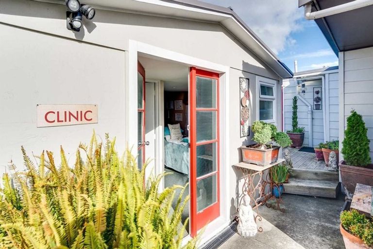 Photo of property in 911 Nelson Street North, Mahora, Hastings, 4120