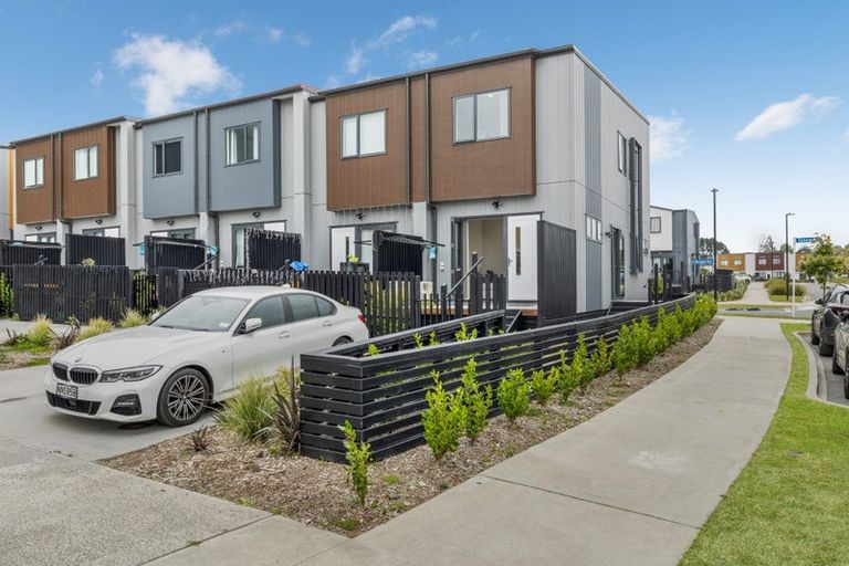 Photo of property in 10 Bugle Road, Totara Park, Auckland, 2019