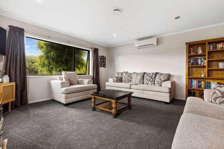 Photo of property in 48 Carroll Place, Owhata, Rotorua, 3010