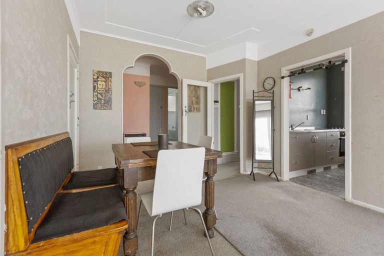 Photo of property in 9 Mount View Place, Spotswood, New Plymouth, 4310