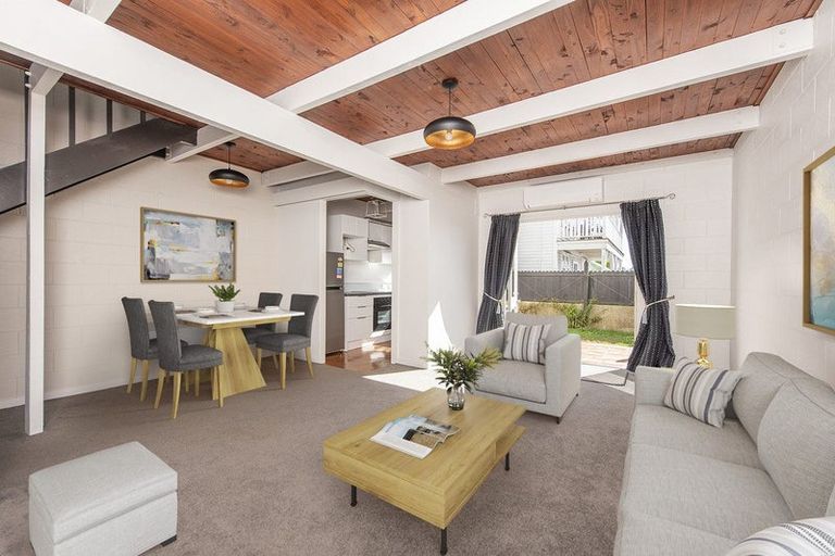 Photo of property in 25/10 Pitarua Street, Thorndon, Wellington, 6011