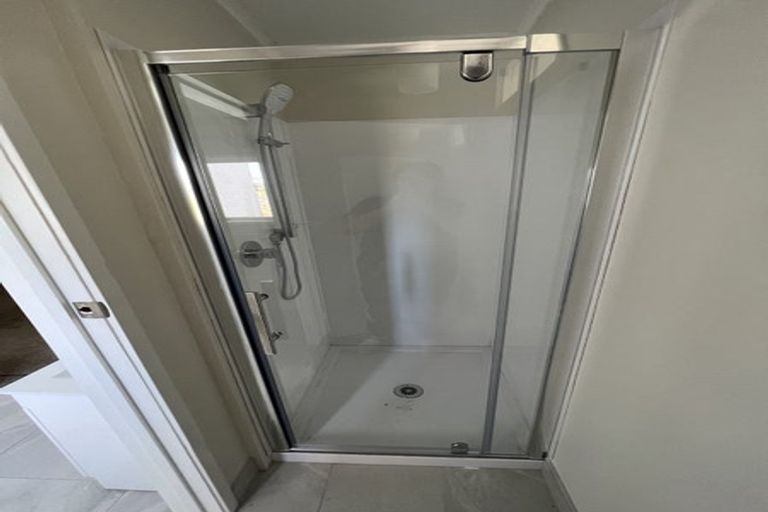 Photo of property in 96 Glamorgan Drive, Torbay, Auckland, 0630