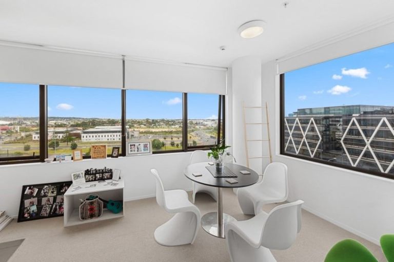 Photo of property in Twin Towers, 707/17 Putney Way, Manukau, Auckland, 2104
