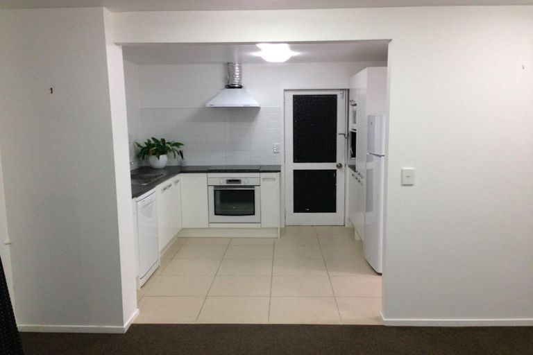 Photo of property in 1/15 Belle Vue Avenue, Northcote Point, Auckland, 0627