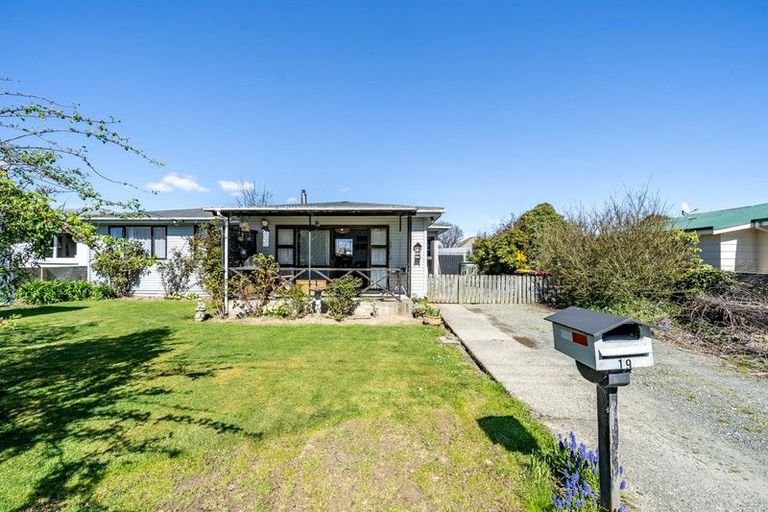 Photo of property in 19 Raglan Street, Wyndham, 9831
