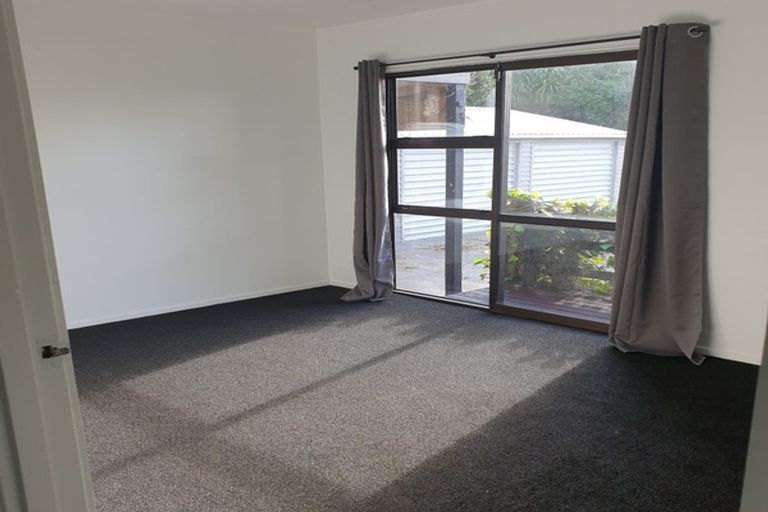 Photo of property in 79 Kitchener Road, Waiuku, 2123