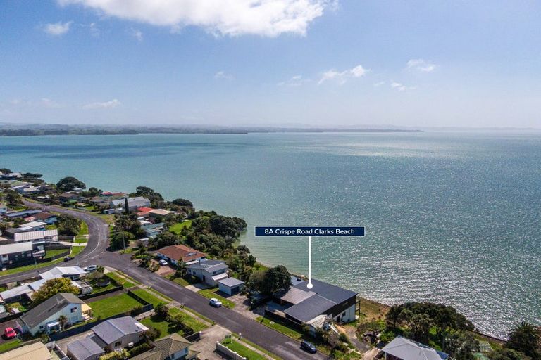 Photo of property in 8a Crispe Road, Clarks Beach, 2122