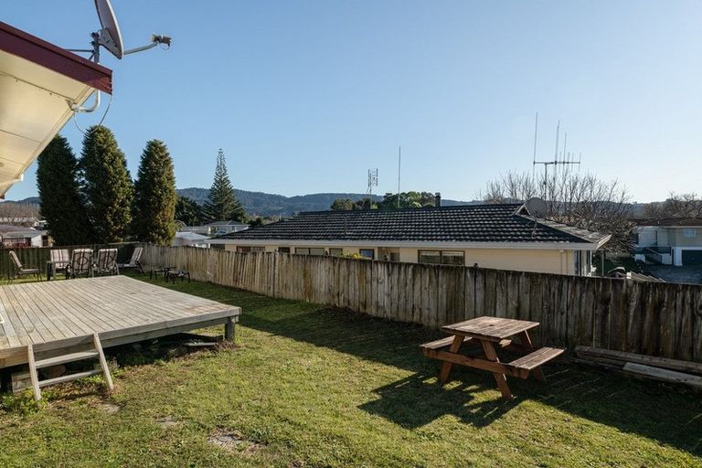Photo of property in 10 Valley Road, Te Puke, 3119