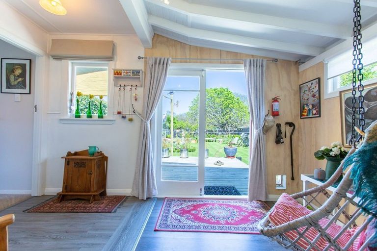 Photo of property in 18 Trafalgar Street, Dannevirke, 4930