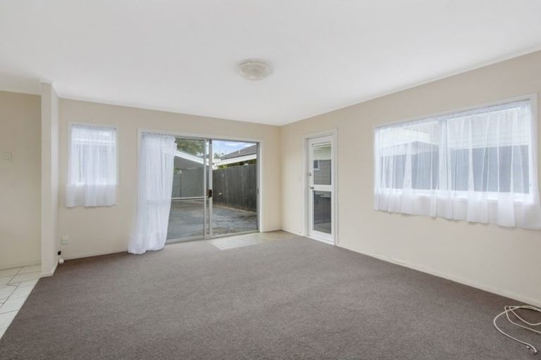 Photo of property in 9 Purata Place, Mangere Bridge, Auckland, 2022