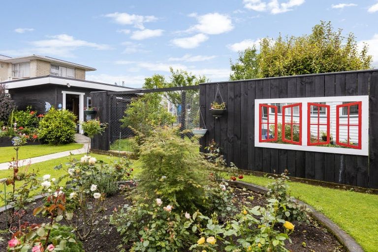 Photo of property in 60 Cutfield Street, Inglewood, 4330