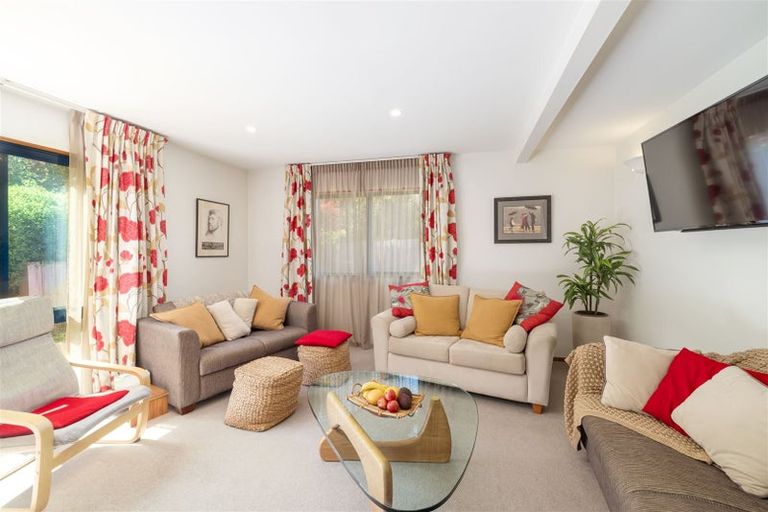 Photo of property in 2/178 Condell Avenue, Papanui, Christchurch, 8053