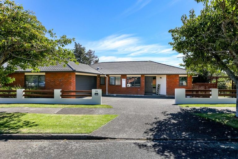 Photo of property in 22 Truby King Street, Merrilands, New Plymouth, 4312