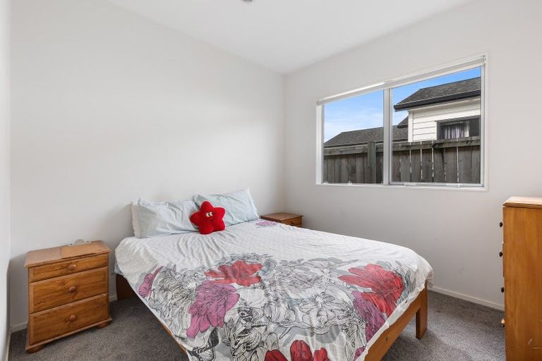 Photo of property in 12 Huarahi Pai Road, Huapai, Kumeu, 0810