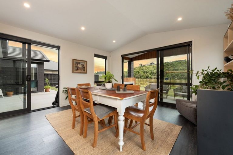 Photo of property in 68 Pakanga Grove, Pyes Pa, Tauranga, 3112
