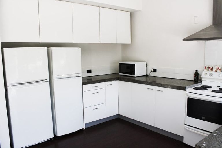 Photo of property in 227 Bealey Avenue, Christchurch Central, Christchurch, 8013