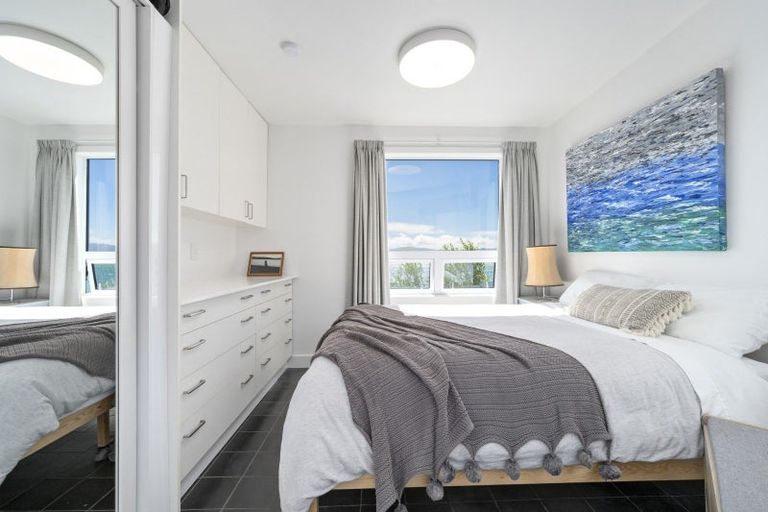Photo of property in 709 Marine Drive, Eastbourne, Lower Hutt, 5013