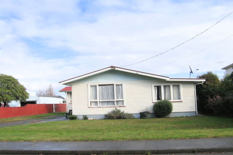 Photo of property in 131 Kenilworth Road, Mayfair, Hastings, 4122