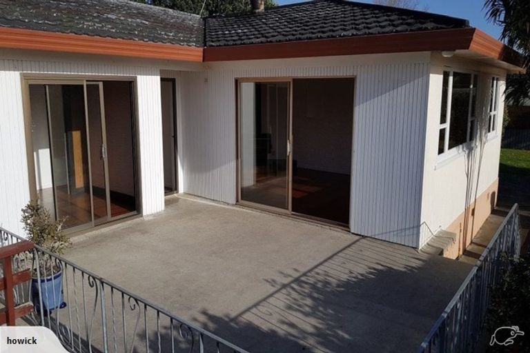 Photo of property in 76 Andrew Road, Howick, Auckland, 2010