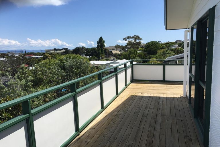 Photo of property in 44a Tiri Road, Manly, Whangaparaoa, 0930