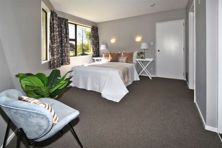 Photo of property in 36 Riverlaw Terrace, Saint Martins, Christchurch, 8022