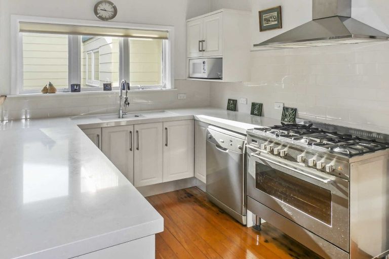 Photo of property in 44 Colombo Street, Cashmere, Christchurch, 8022